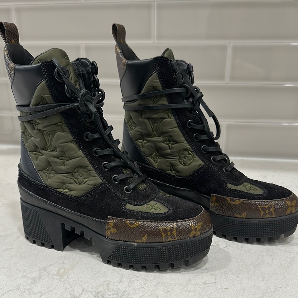 Louis Vuitton Laureate Black and Green Women's Boots